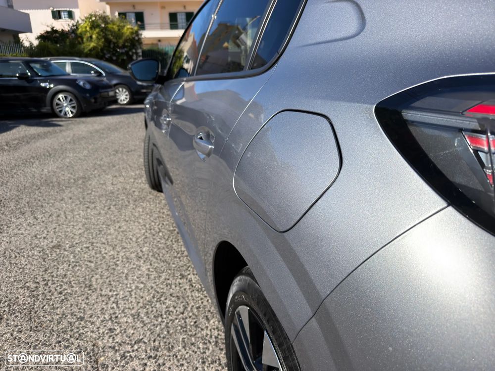 Peugeot 208 1.2 Hybrid Allure e-DCS6 - 16