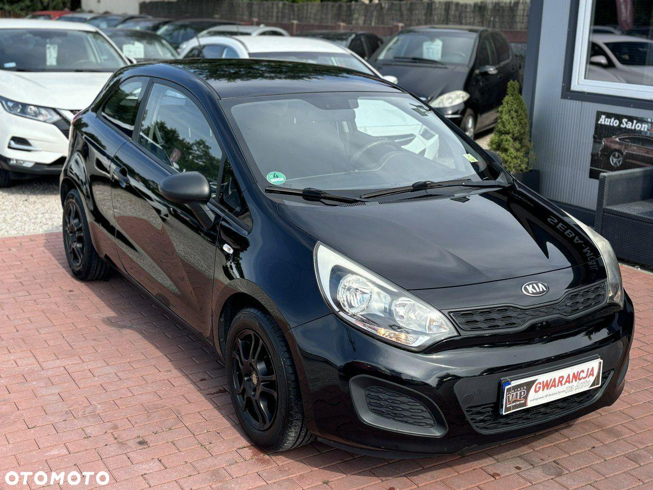 Kia Rio - 5