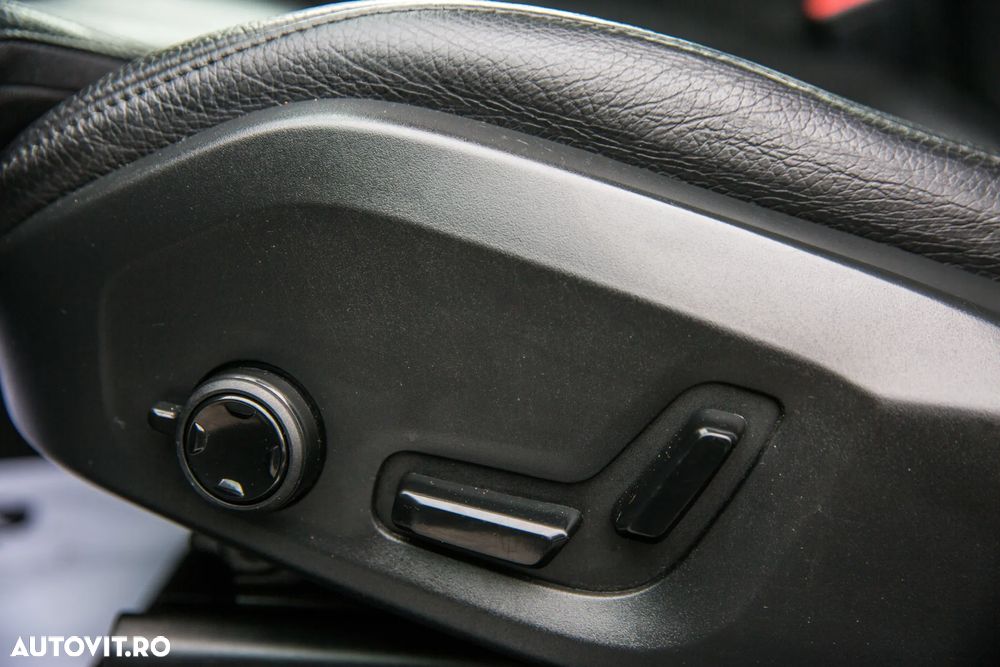 Volvo XC 60 D4 Geartronic Momentum - 34