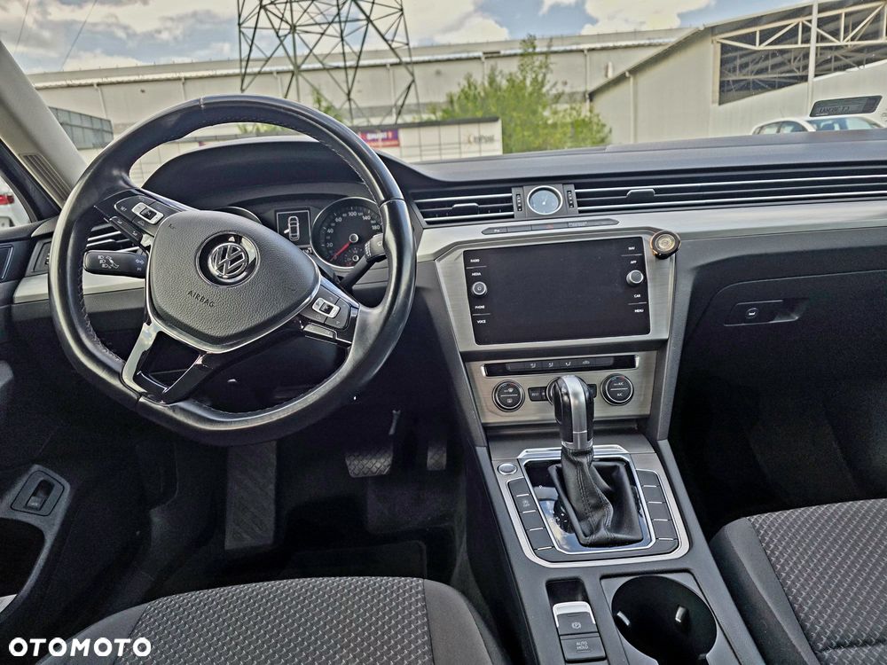 Volkswagen Passat 1.4 TSI BlueMotion Technology DSG Comfortline - 6