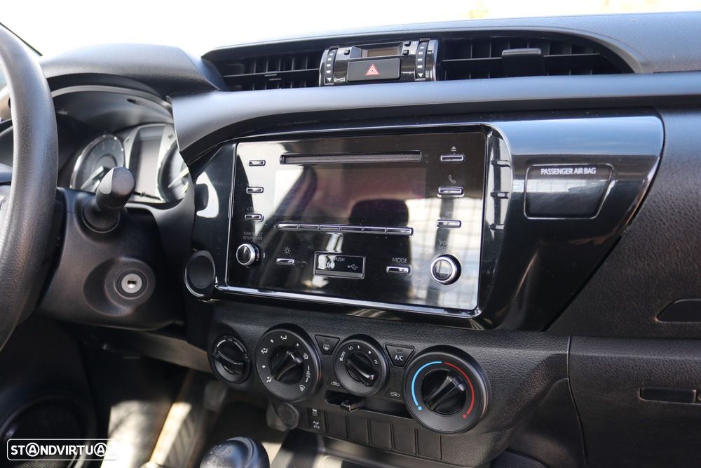 Toyota Hilux 2.4D-4D 4X4 Tribasculante C/Iva Incluído - 19
