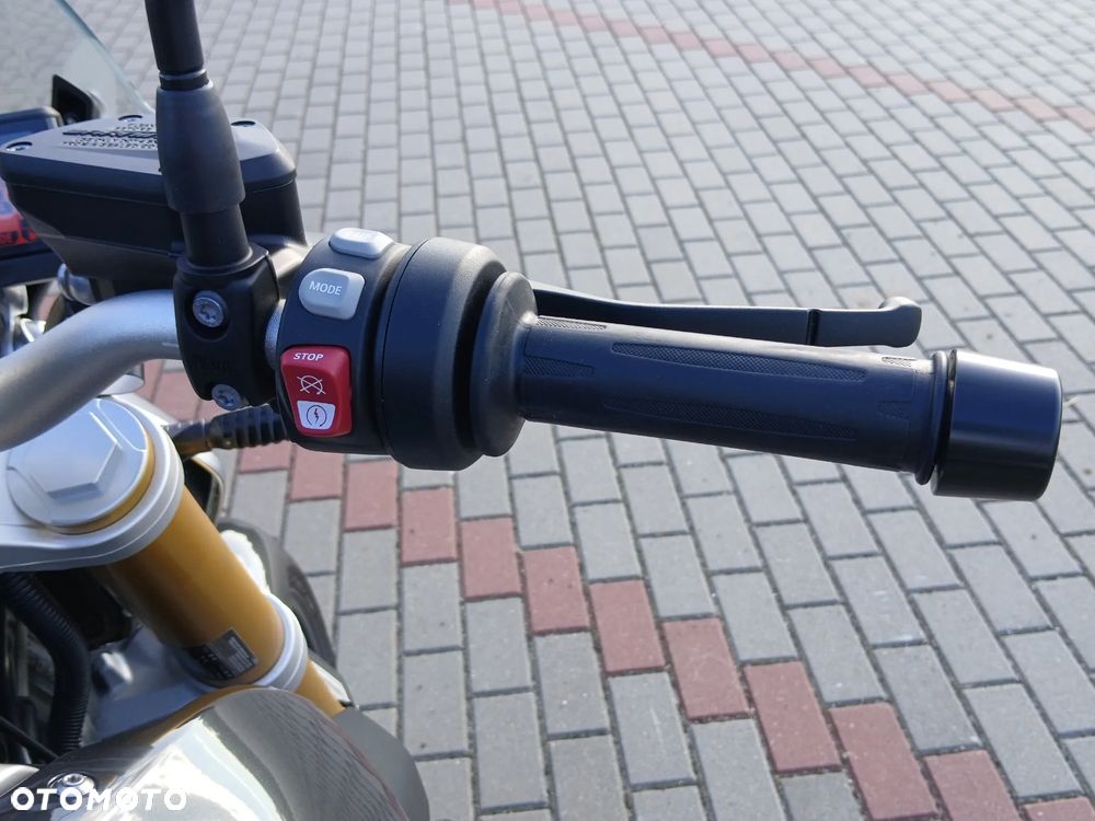 BMW R - 13