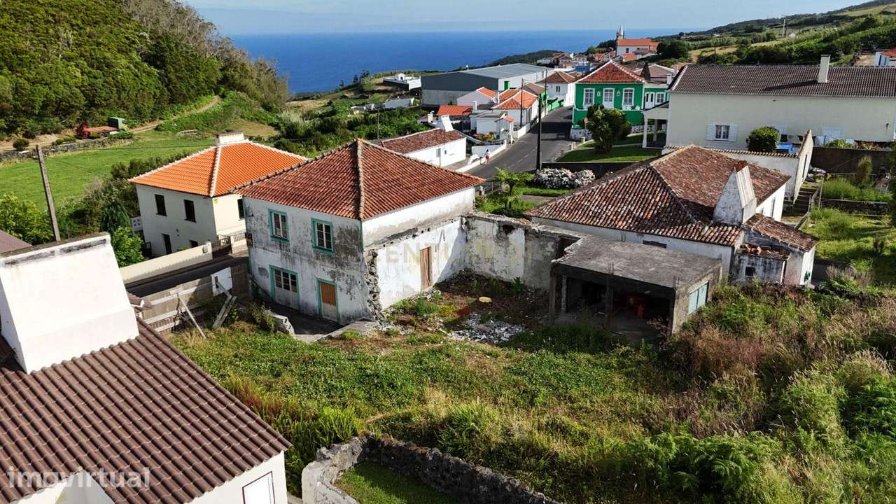 Moradia Usada em Serreta, Angra do Heroísmo - 110.000€ - Grande imagem: 2/19