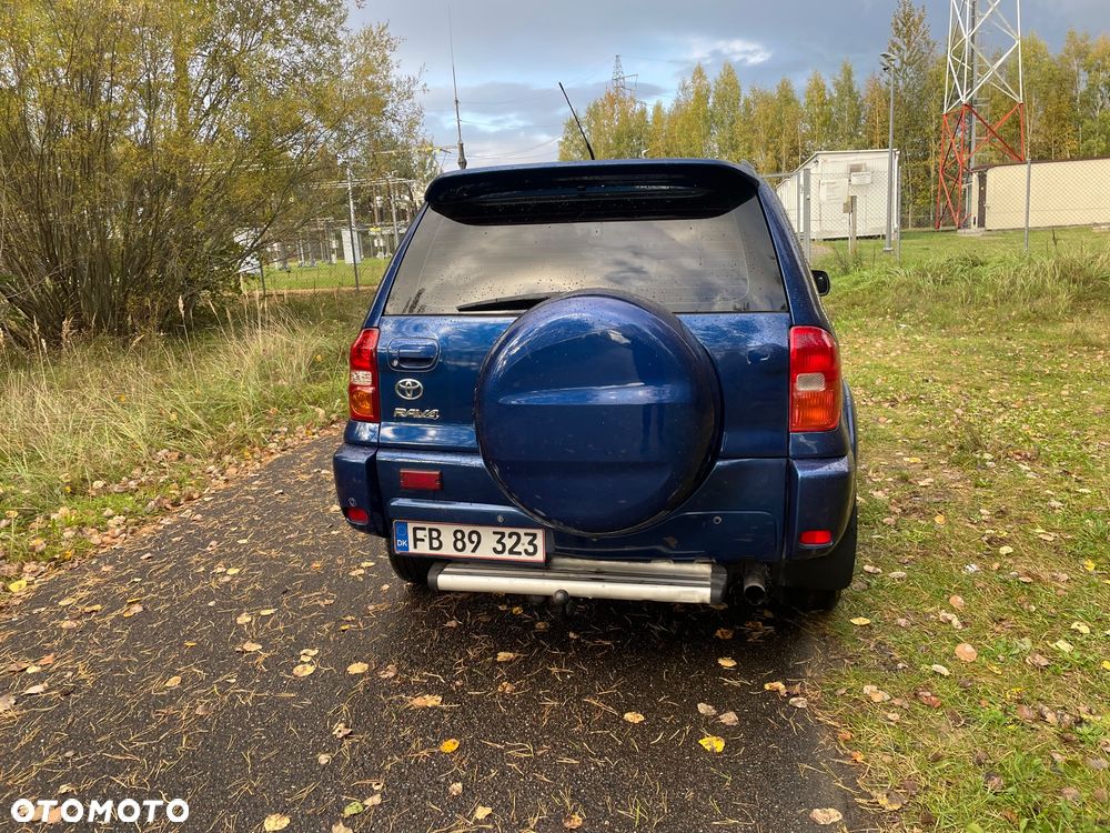 Toyota RAV4 - 5