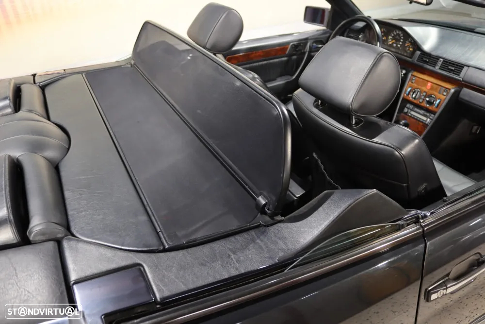 Mercedes-Benz E 220 - 23