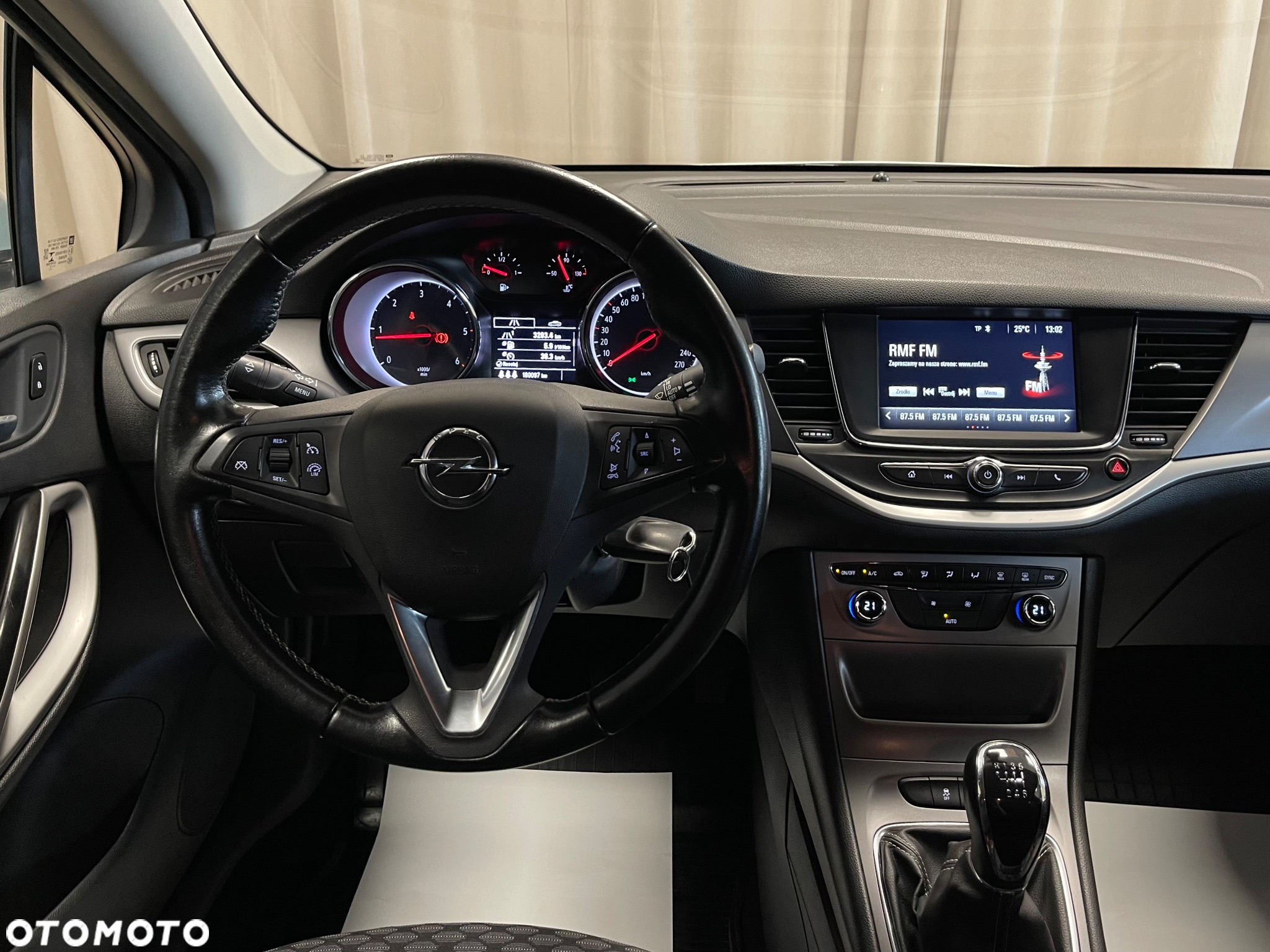 Opel Astra V 1.6 CDTI Enjoy - 9