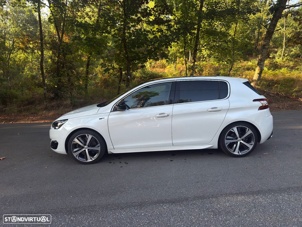 Peugeot 308 BlueHDi FAP 180 EAT8 Stop & Start GT - 30