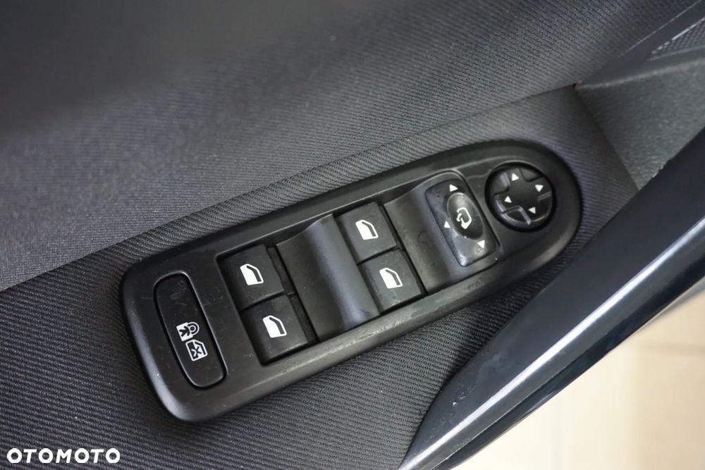 Peugeot 508 e-HDi FAP 115 EGS6 Active - 28