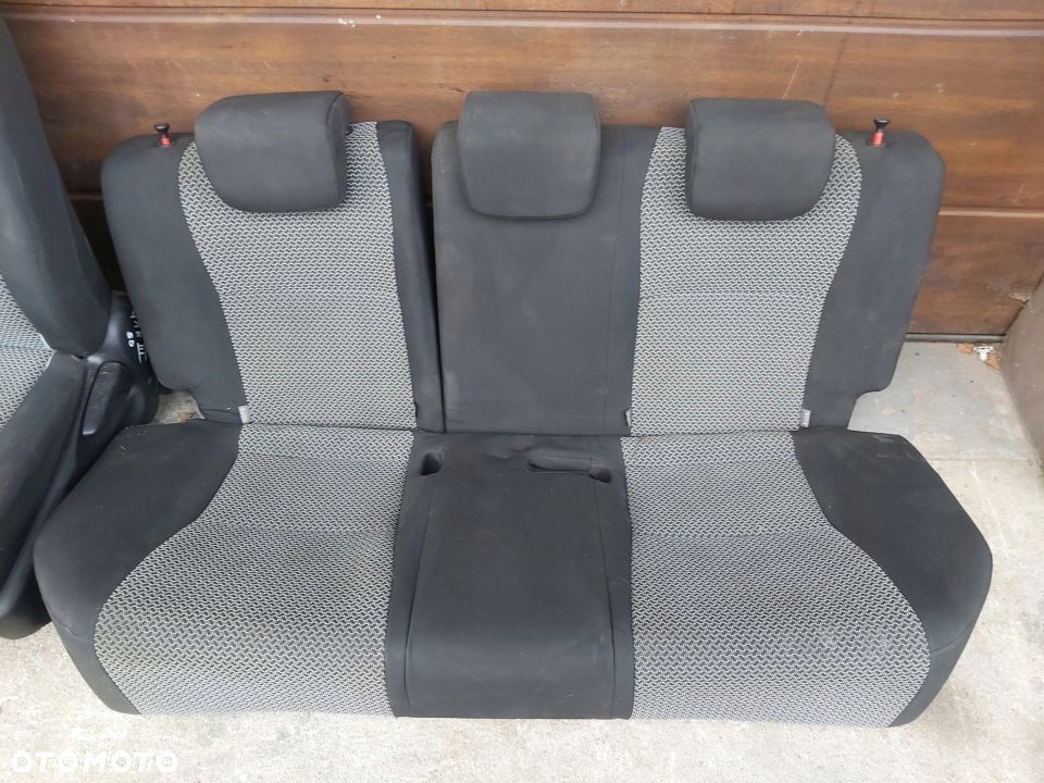 Toyota Yaris III fotel lewy prawy przód kanapa tył - 5