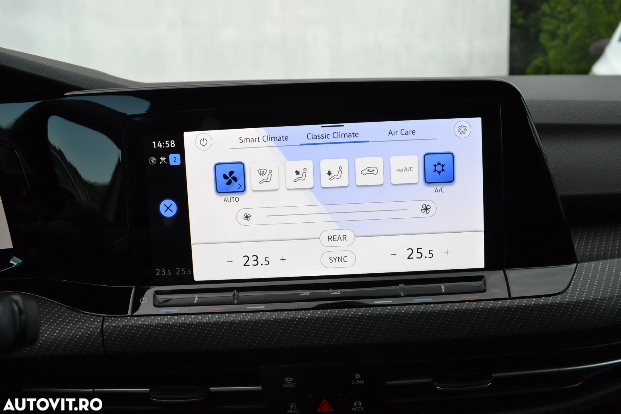 Volkswagen Golf Variant 2.0 TDI 150CP DSG R-Line - 20