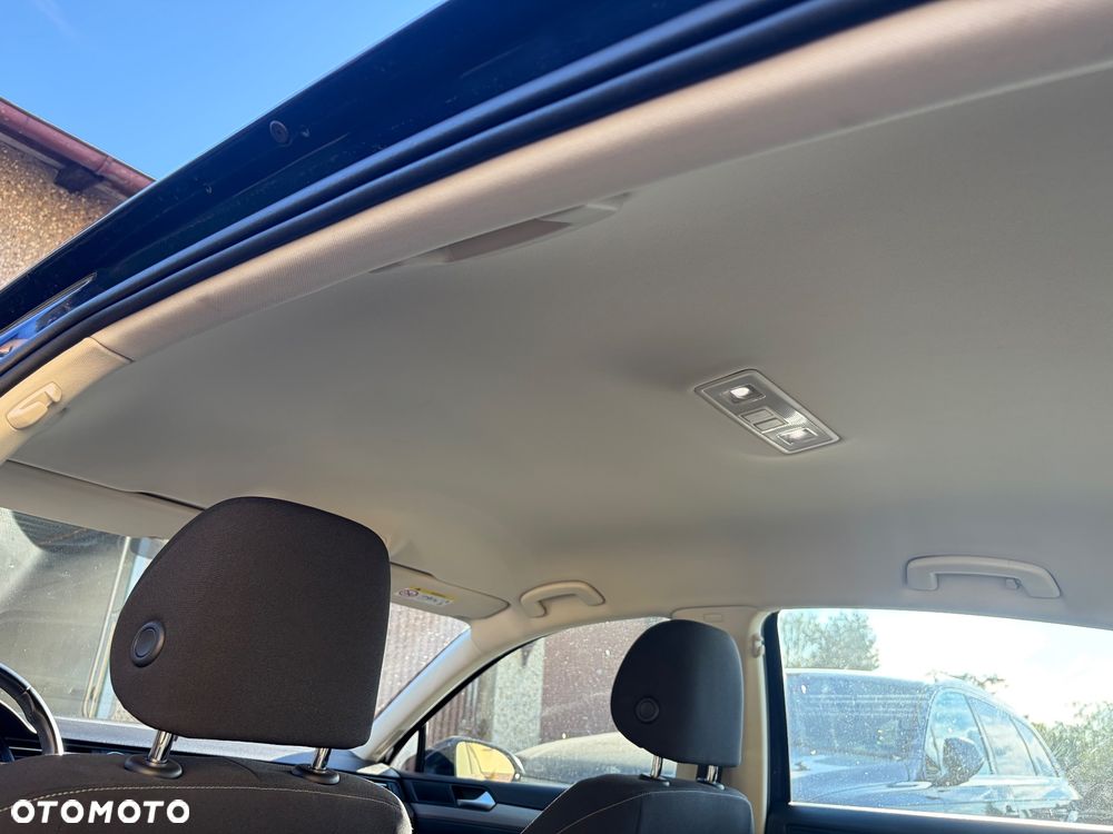 Volkswagen Passat 1.4 TSI (BlueMotion Technology) Trendline - 31