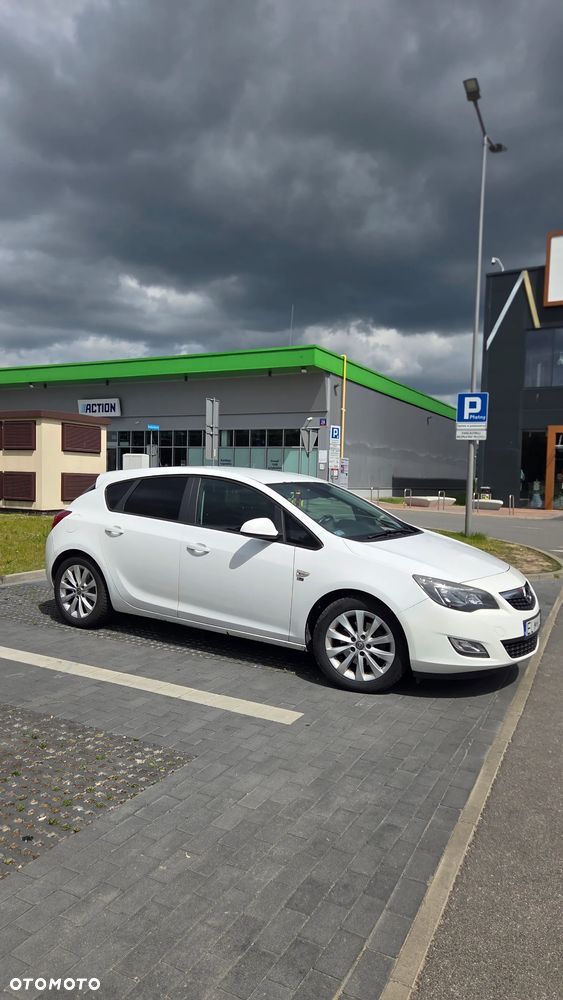 Opel Astra 1.7 CDTI ecoFLEX - 1