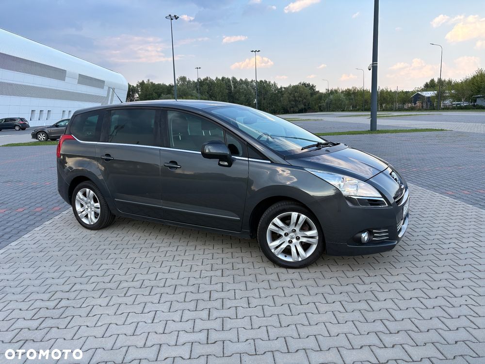 Peugeot 5008 HDI FAP 110 Platinum - 3
