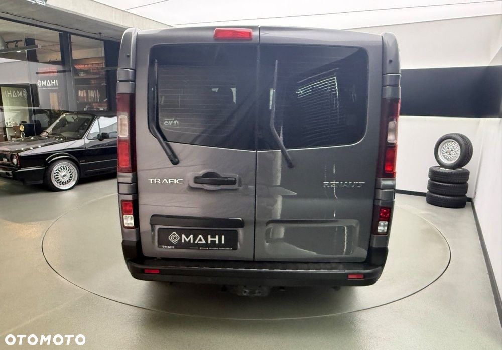 Renault Trafic - 12