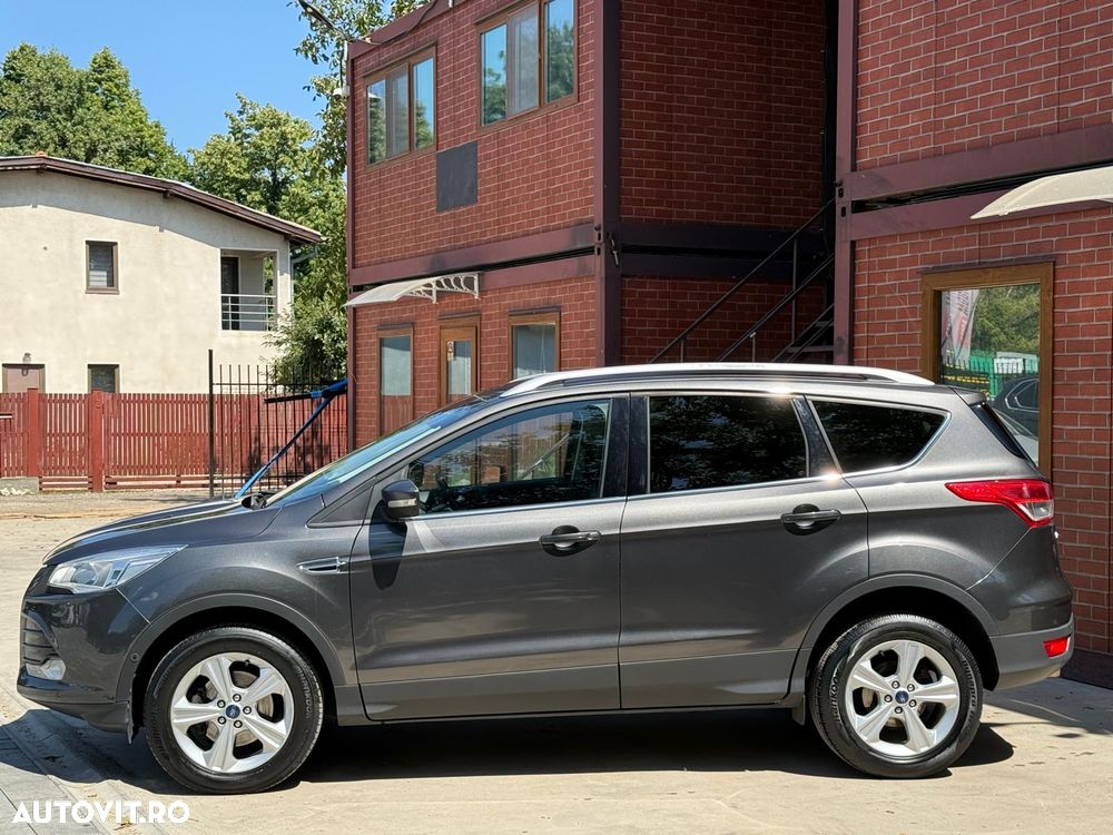 Ford Kuga - 34