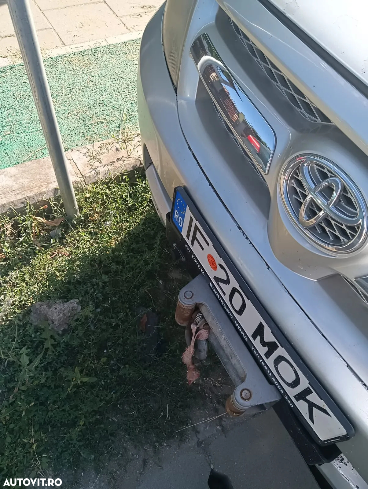Toyota Hilux 4x4 Double Cab - 7
