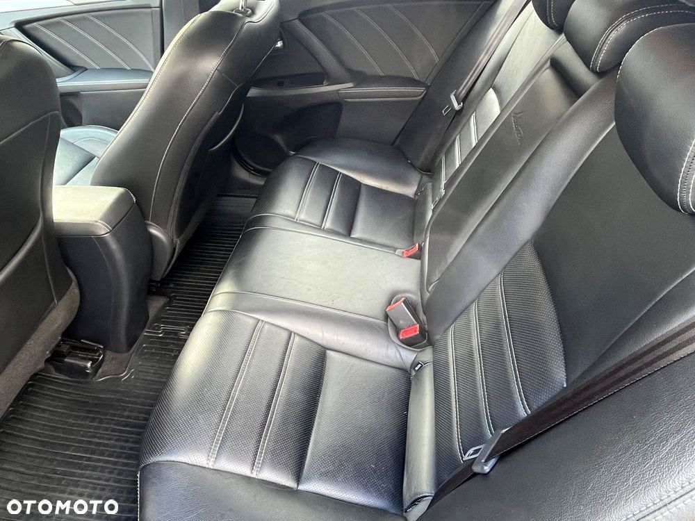 Toyota Avensis 2.0 D-4D Selection - 8