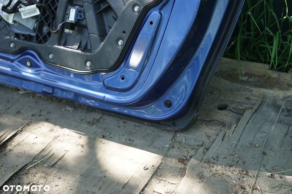 Drzwi przód przednie prawe VW Scirocco - 15