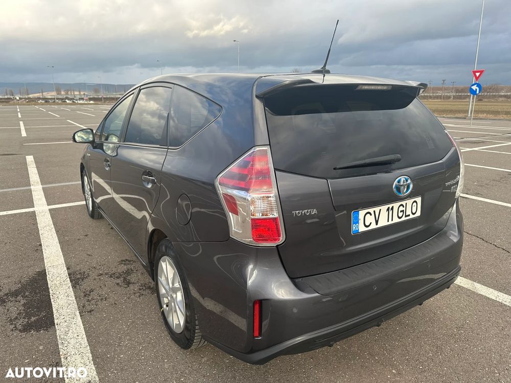 Toyota Prius+ (Hybrid) Comfort - 3