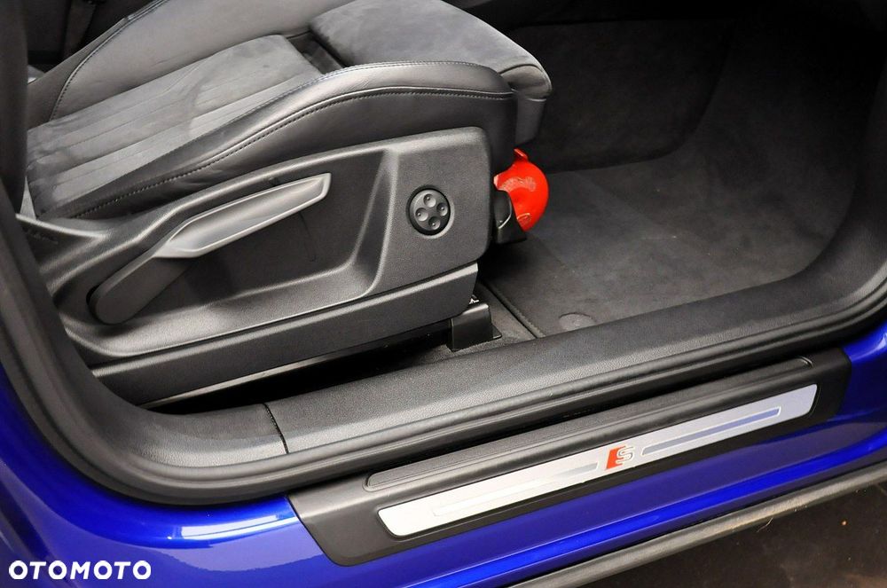 Audi Q5 Sportback - 31