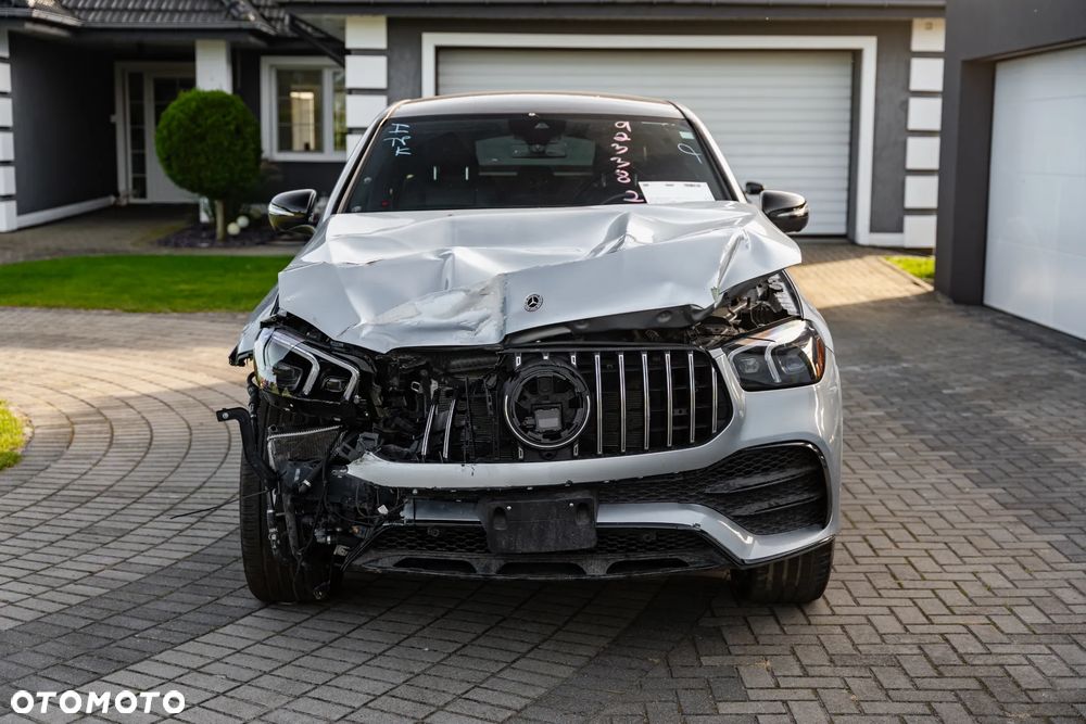 Mercedes-Benz GLE - 11