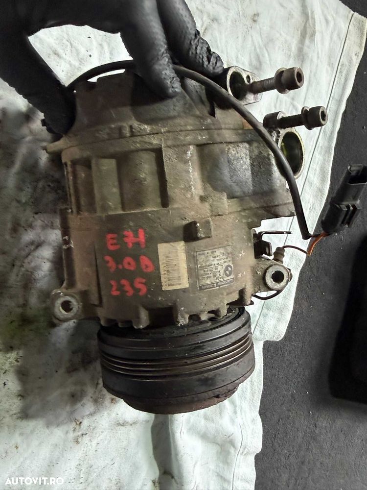 Compresor ac clima aer conditionat BMW X5 X6 E70 E71 cod 9185146 M57 - 1