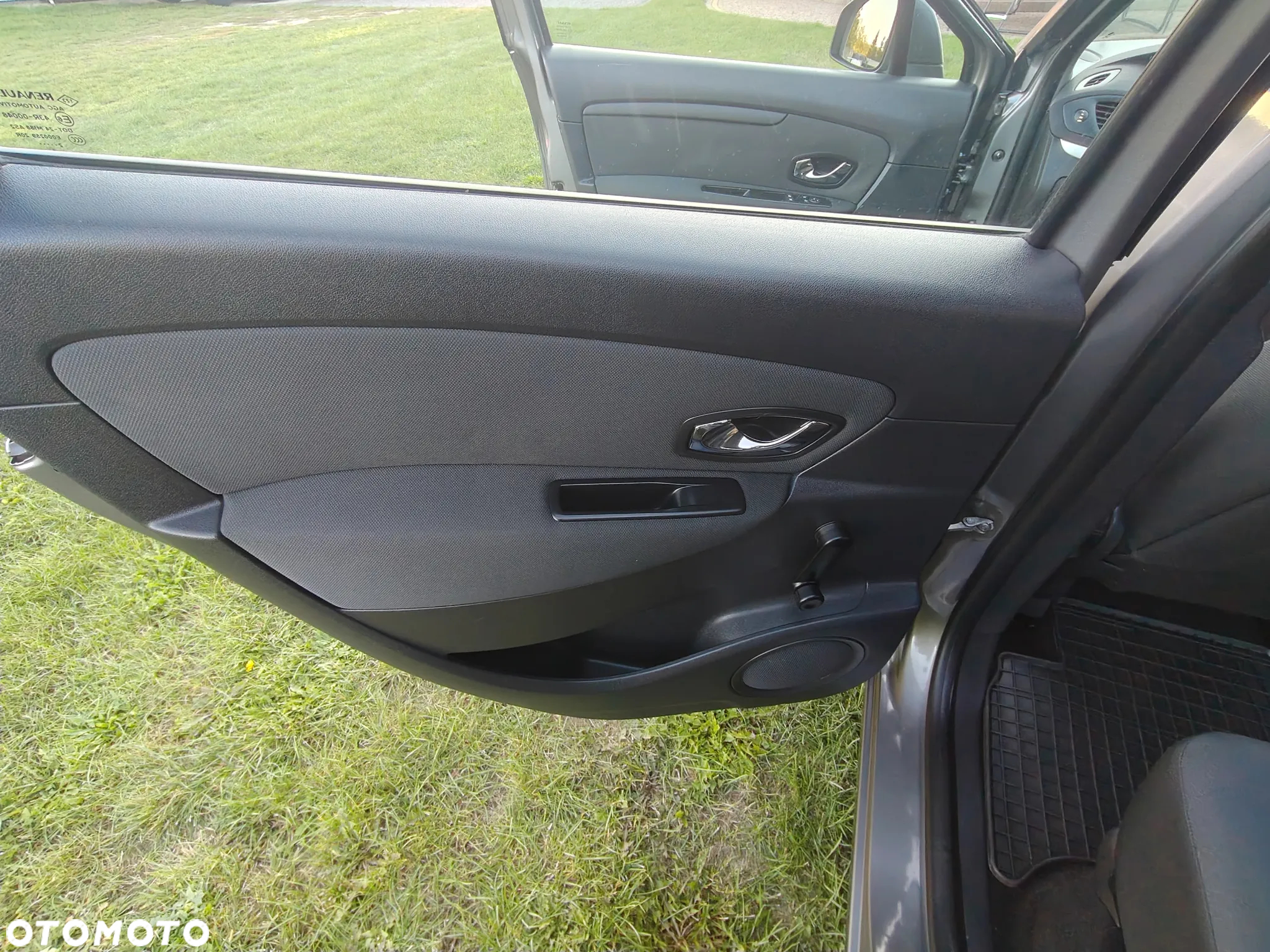 Renault Scenic 1.6 16V TomTom Edition - 22