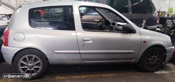 Para Peças Renault Clio Ii (Bb_, Cb_) - 2