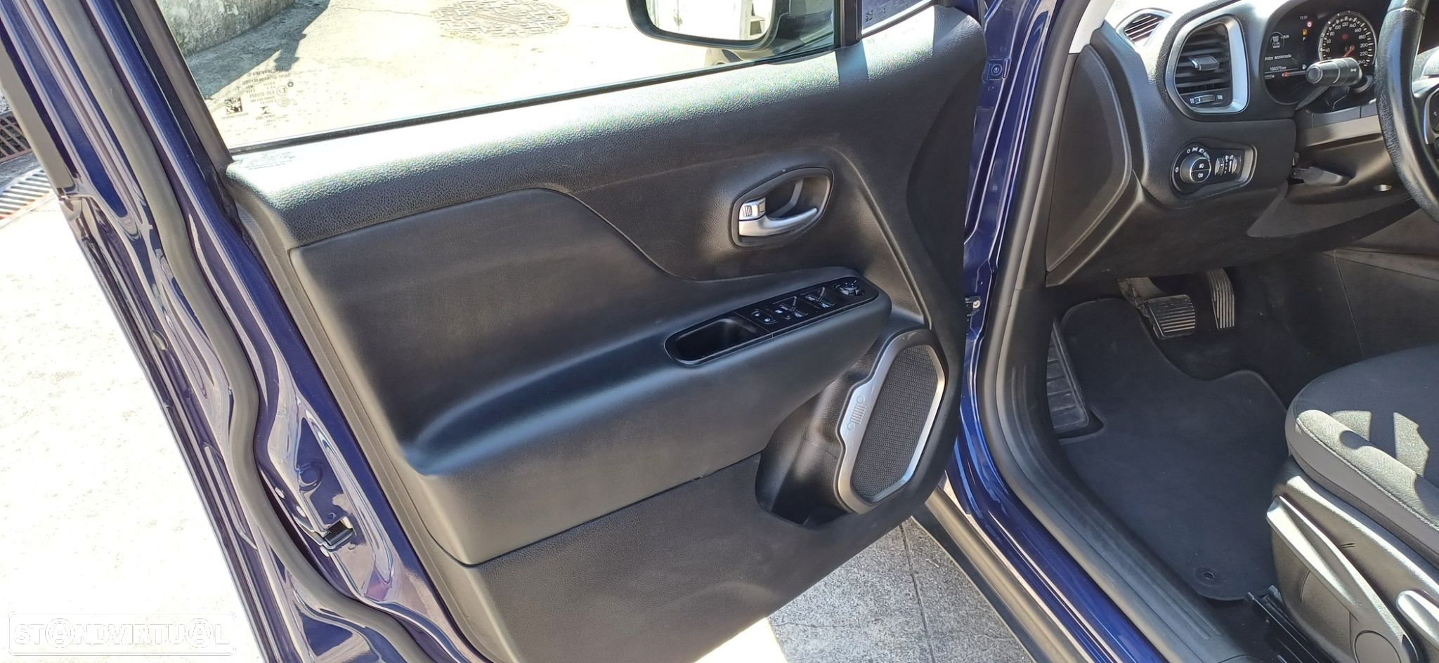 Jeep Renegade 1.6 MJD Limited S DCT - 12