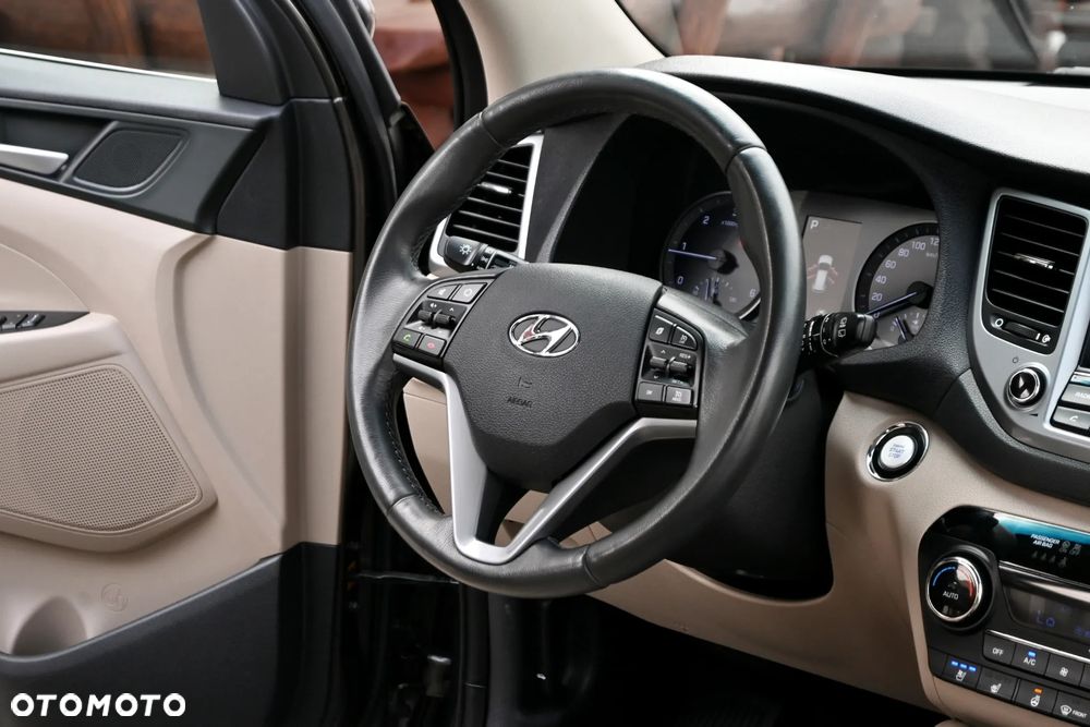 Hyundai Tucson 2.0 CRDI Premium 4WD - 25
