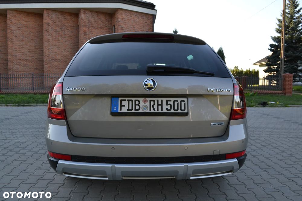 Skoda Octavia 2.0 TDI 4x4 DSG Scout - 6