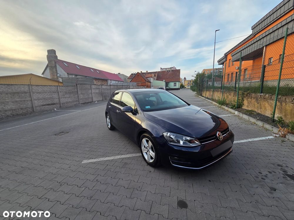 Volkswagen Golf VI 1.6 TDI Comfortline - 4