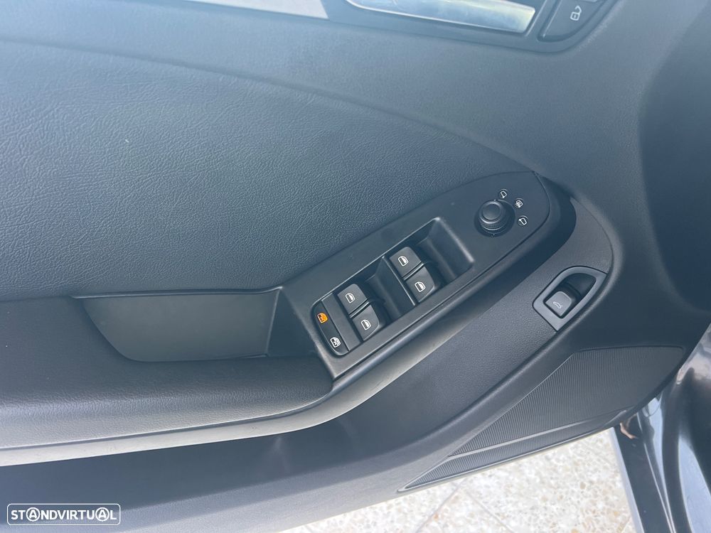 Audi A4 2.0 TDI Sport - 14