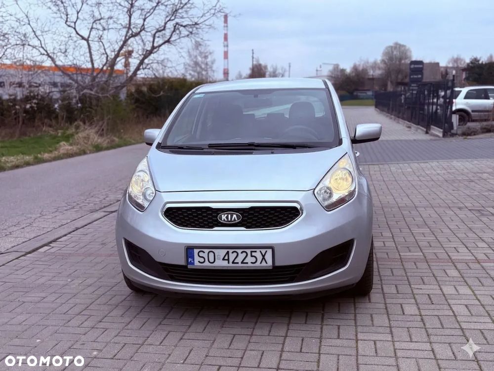 Kia Venga 1.4 L - 10