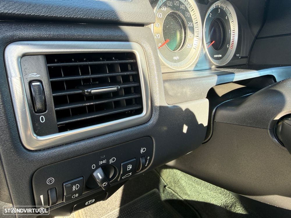 Volvo V70 1.6 D2 Drive R-Design Start/Stop - 9