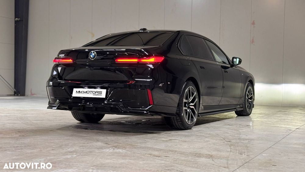 BMW Seria 7 740d xDrive MHEV - 6