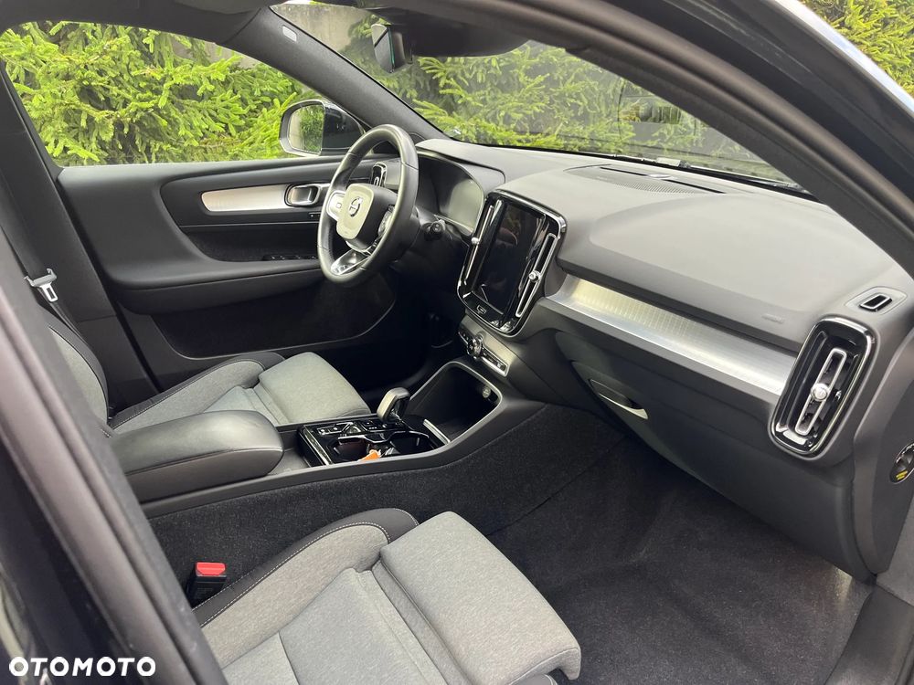Volvo XC 40 T4 Recharge DKG Ultimate Bright - 4