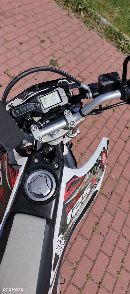 Yamaha WR - 10
