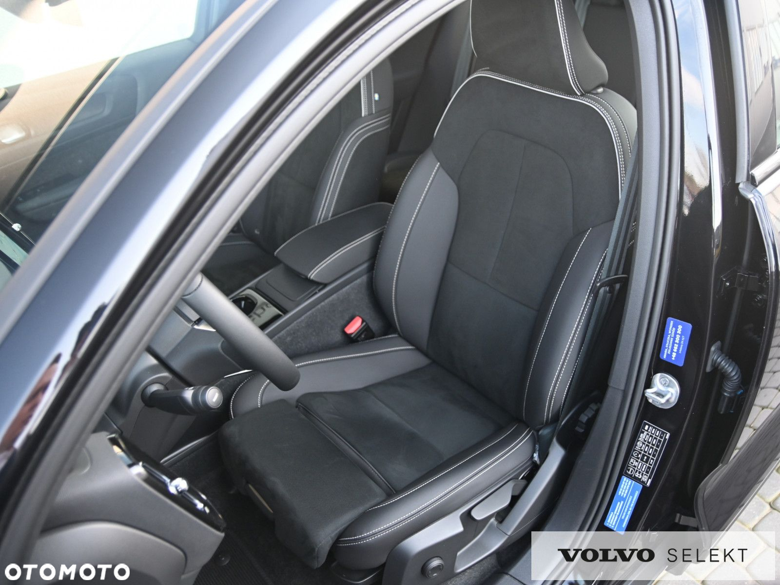 Volvo C40 - 14