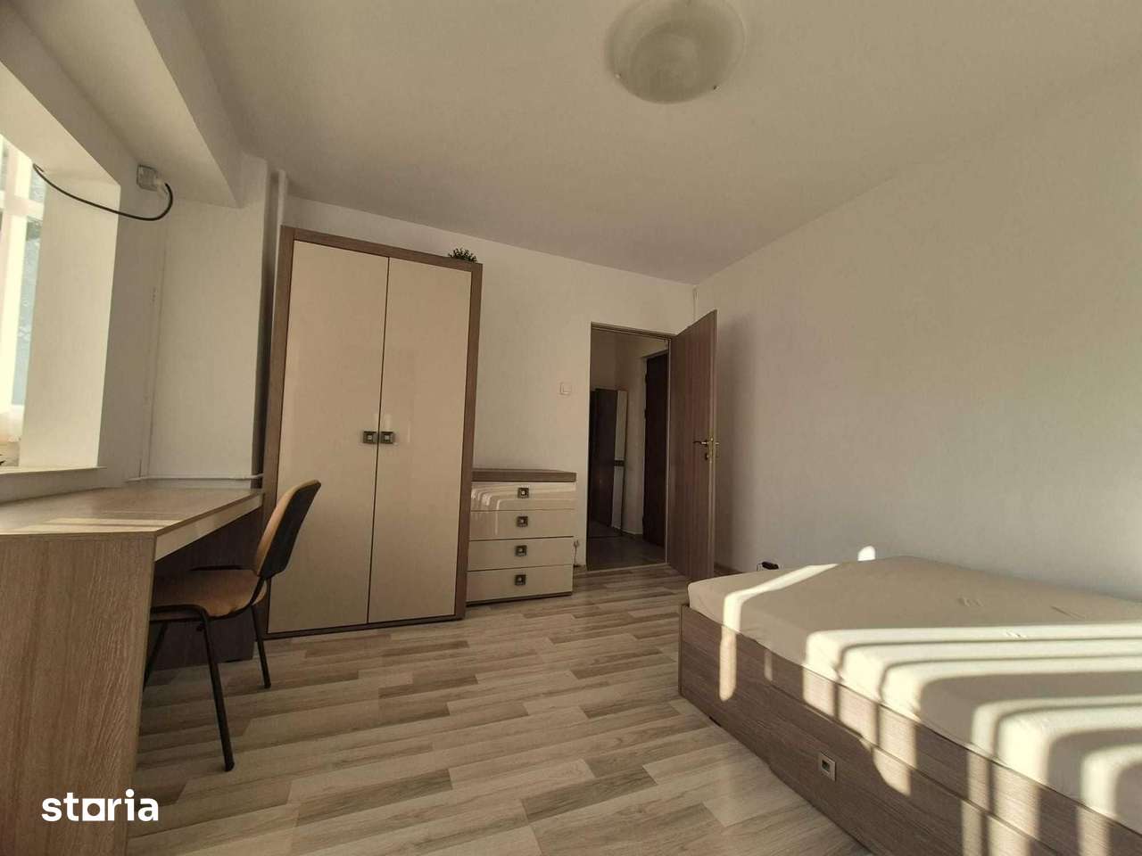 GARSONIERA- TINERETULUI, BLOC REABILITAT, METROU 4 MINUTE, MODERN — fotografia 3