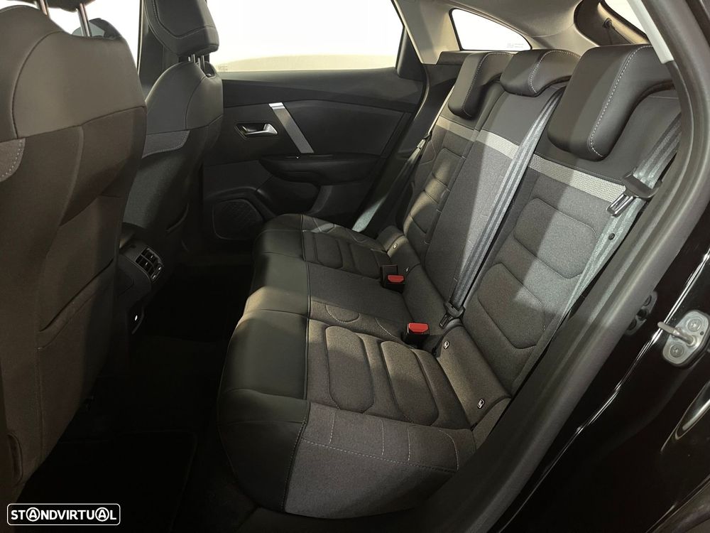 Citroën C4 1.2 PureTech Plus EAT8 - 13