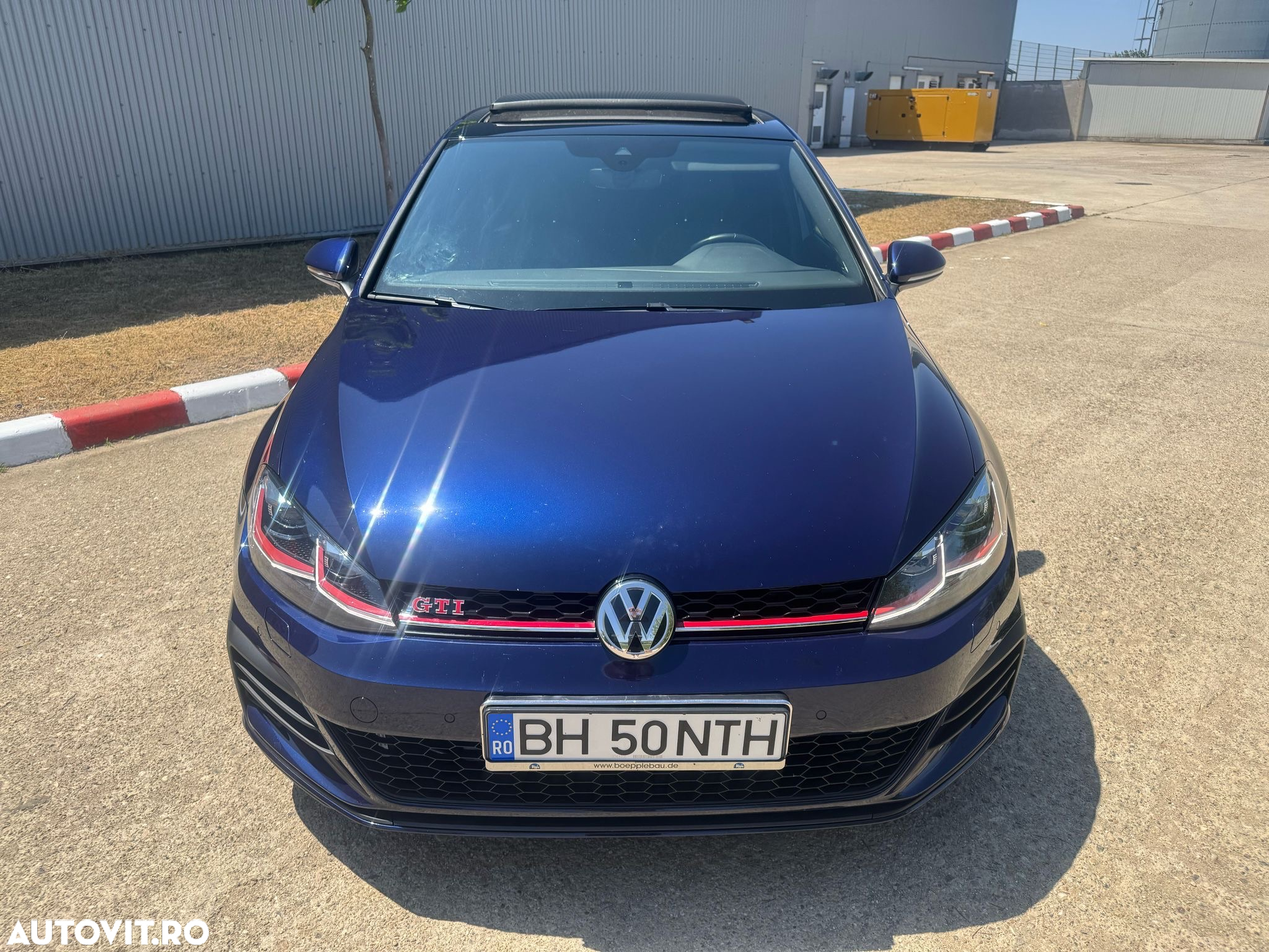 Volkswagen Golf 2.0 TSI DSG GTI Performance - 2
