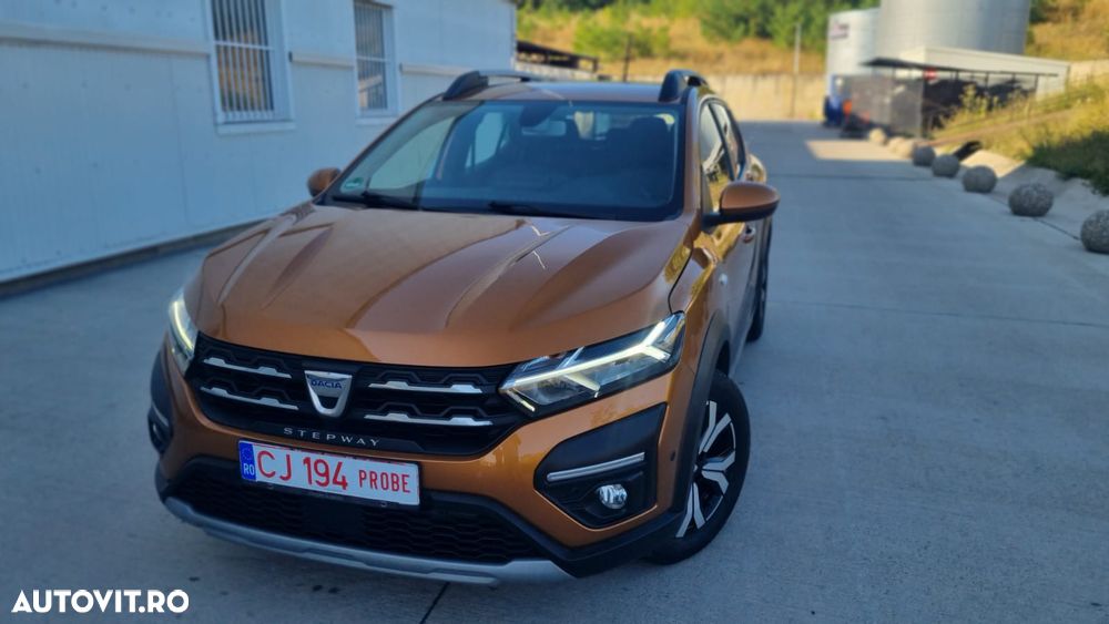 Dacia Sandero Stepway TCe 90 MT6 Comfort - 1