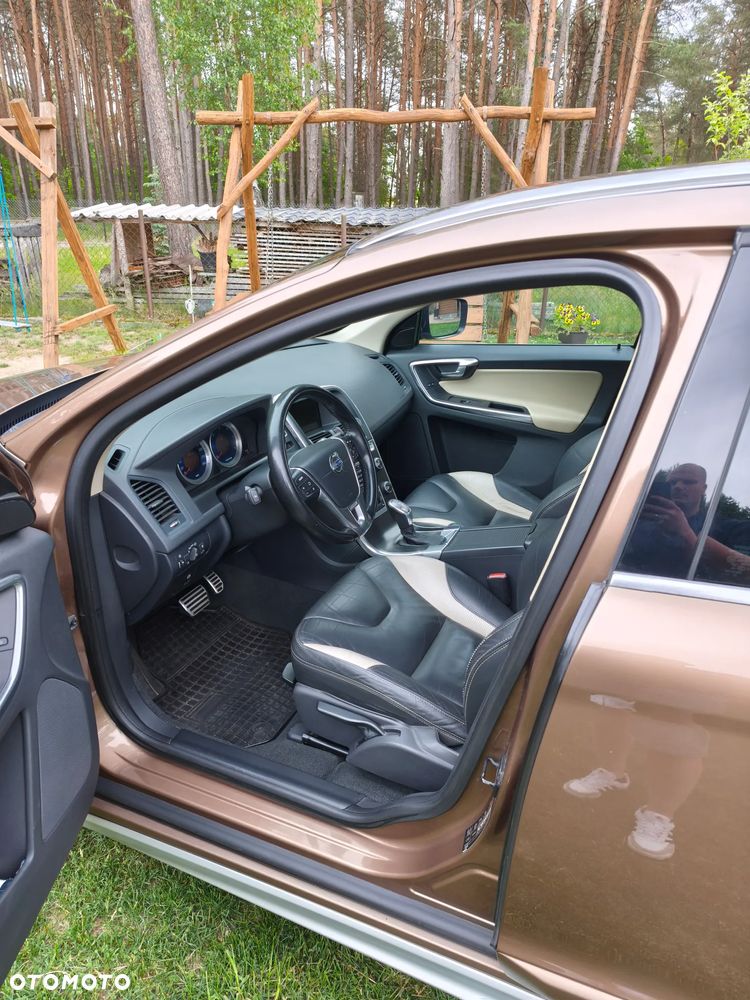 Volvo XC 60 2.4D AWD - 5