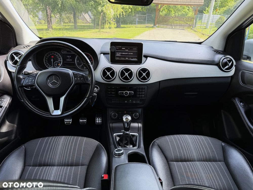 Mercedes-Benz Klasa B 180 CDI (BlueEFFICIENCY) - 14