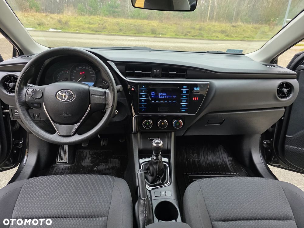 Toyota Corolla 1.6 Active EU6 - 28