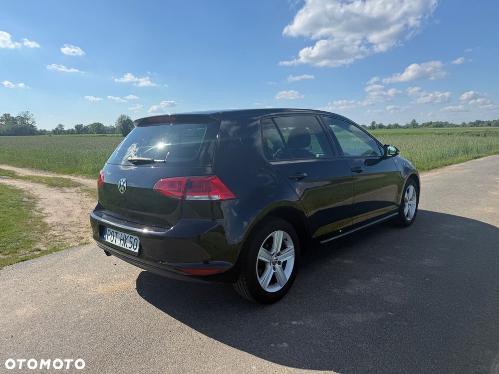 Volkswagen Golf - 5
