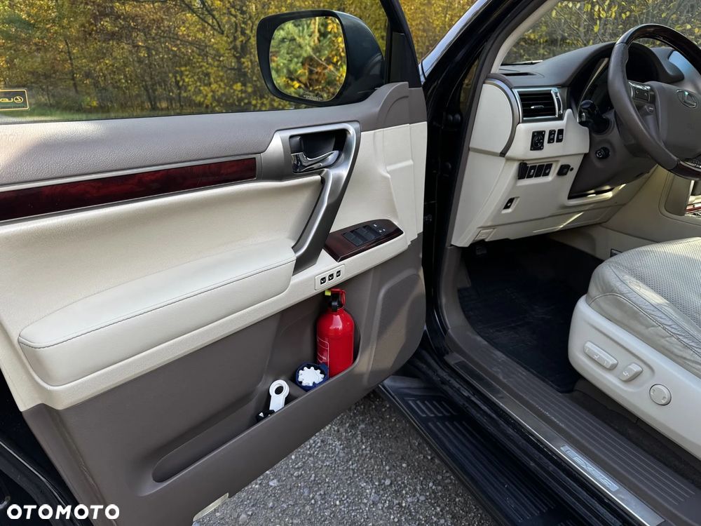 Lexus GX Standard - 11