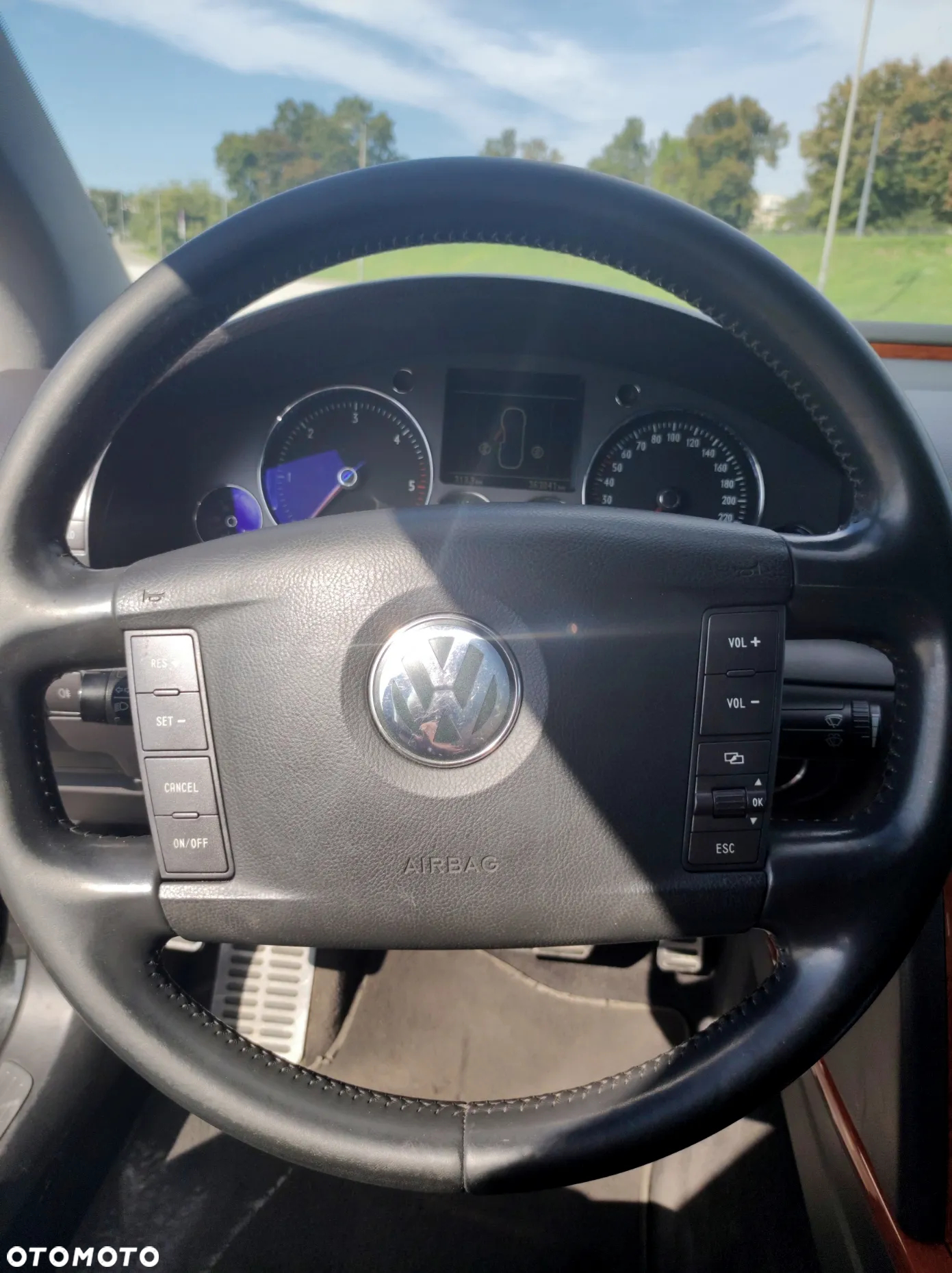 Volkswagen Phaeton 3.0 V6 TDI 4Mot (5 os.) - 13