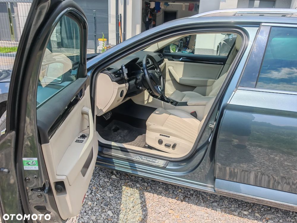 Skoda Superb 2.0 TDI L&K DSG - 6